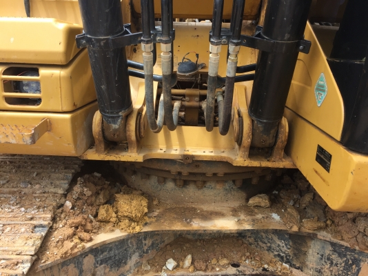 รถขุด CAT320D JAPAN รถ 8800 ชม. เล่มทะเบียน