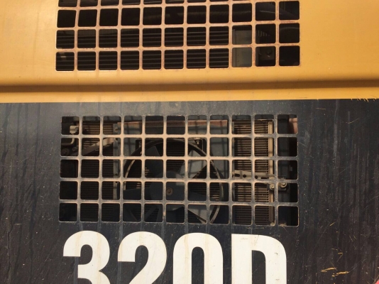 รถขุด CAT320D JAPAN รถ 8800 ชม. เล่มทะเบียน