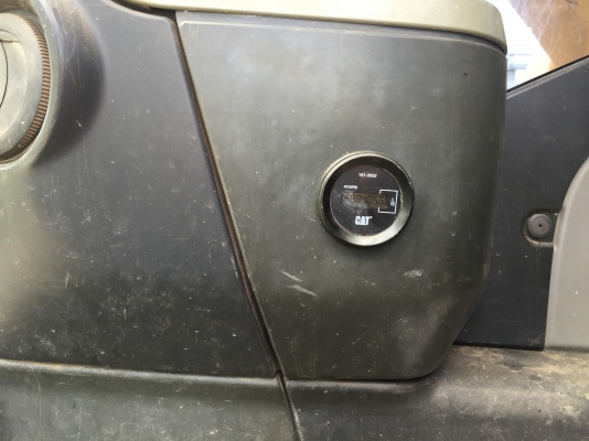 รถขุด CAT320D JAPAN รถ 8800 ชม. เล่มทะเบียน