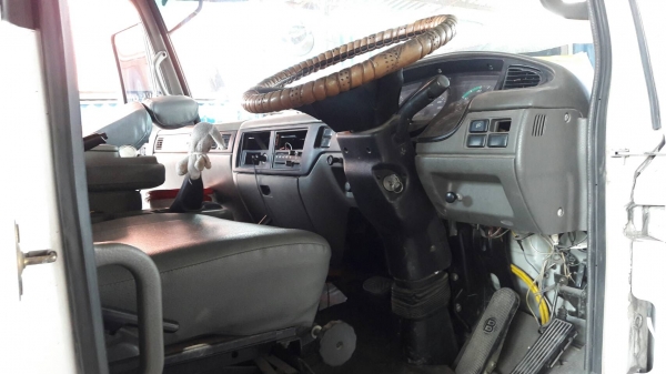 หัวลาก6ล้อนิสสัน