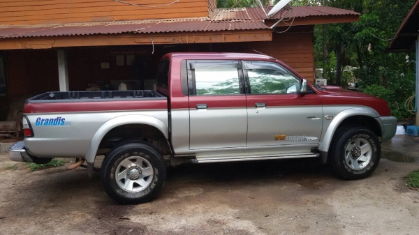 STRADA. โฟวิลปี02 สภาพดีมากๆๆพร้อมใช้