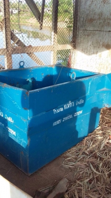 ขายเครื่องคีบอ้อยกลกิจบ้านโป่งบูมเดี่ยว ปั้มหลัง ซื้อมาใช้คีบใบอ้อยไปนิดเดียว (เฉพาะตัวคีบ)