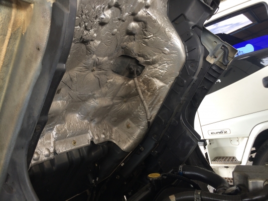 Hino Fc9J series 500 ปี52เครื่องยนต์Jo5e 145แรงม้า กระบะเหล็กพร้อมคอก(ต่อใหม่) ยาว5.50เมตร สภาพสวยพร้อมใช้งาน