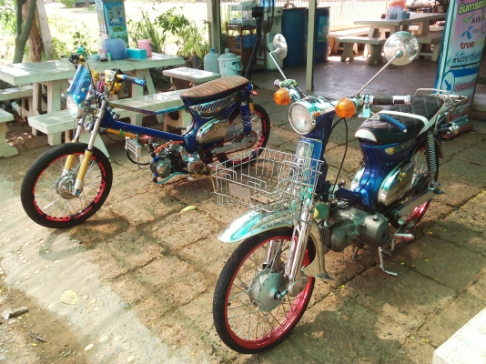 (((((((((ขายด่วนจร้า เหมา ๒ คัน ลดได้อีก))))))))) 1. C70 เเต่งเเนวๆ อะไหล่เบิกใหม่ เครื่องดรีมลูกเชียชัก3 ค่าตัว 13500 บ. 2. C70 เครื่องเวฟ110 ครัชมือ ลูกเชียชัก2 ฝาข้างยิงทราย ค่าตัว 6500 บ. ฿ สนใจทักเเชทหรือโทร.089-8054390 โอ๋ อ