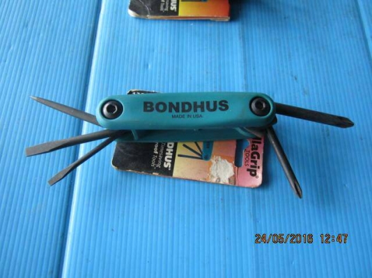 ขายไขควงชุดBONDHUS Made in Usa. งานใหม่เก่าเก็บ