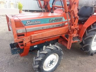 คูโบต้า L1-225 4 WD พร้อมปุ้งกี๋ตัก สภาพดีมาก