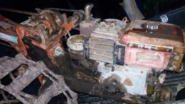 ขายรถไถนาเดินตามครบขุดราคา9500บาท