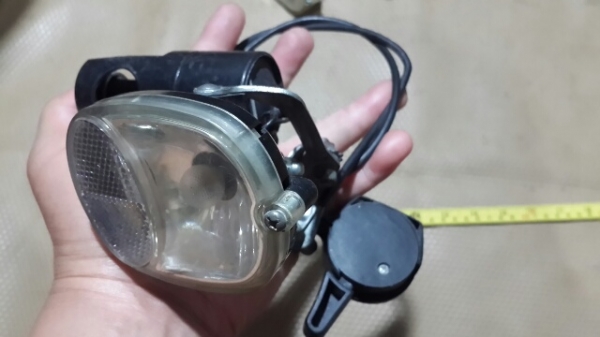 ไดนาโม จักรยาน 6V.......อันนี้ของsunyoครับ