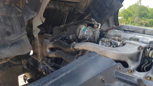 ขาย HINO MEGA 320 แรงม้า แม่ลูกดั้มสามมิตร ปี48
