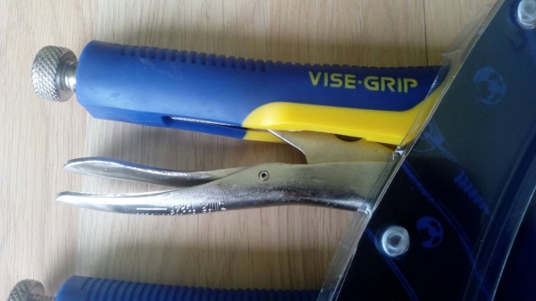 ขายคีมล็อกชุด3ตัว VISE-GRIP Made in USA.งานเก่าเก็บแท้ๆ ขายคีมล็อกชุด3ตัว VISE-GRIP Made in USA.งานเก่าเก็บแท้ๆ
