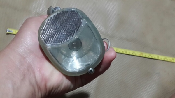 ไดนาโม จักรยาน 6V.....อันนี้ก็ของSUNYO ครับ