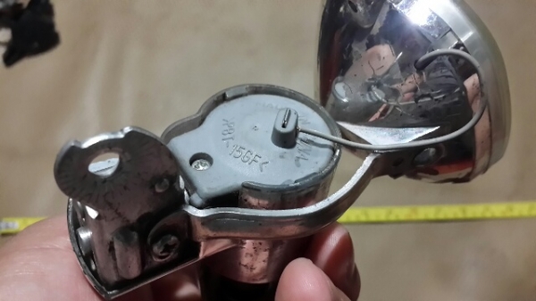 ไดนาโม จักรยาน 6V.....อันนี้ก็ของSUNYO ครับ