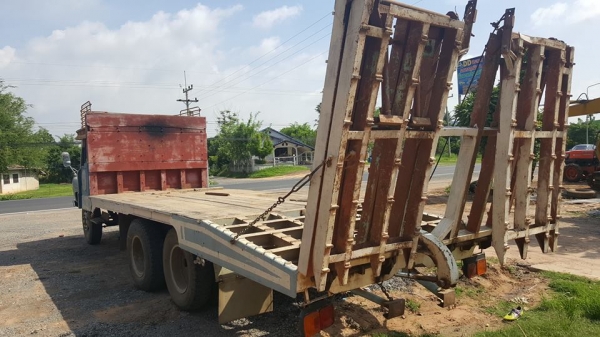 ขาย10ล้อ1เพลา เทรลเลอร์หัวยาวหางลากรถเกี่ยวข้าว 175แรง 6BG1 แชชซีสวย เครื่องดี เอกสารเล่มทะเบียนครบ พร้อมวิ่งงาน