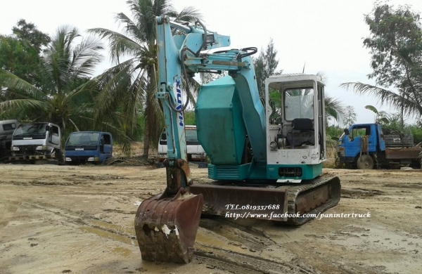 FROM JAPANรถขุดMINI EXCAVATOR HANIX S&amp;B550 (เทียบเท่าPC50uu-1)มีเก๋ง/ เครื่องยนต์MITSUBISHI-K4M ราคาเพียง 265,000 บาท สนใจรีบติดต่อ 0819337688