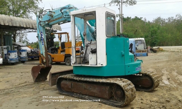 FROM JAPANรถขุดMINI EXCAVATOR HANIX S&amp;B550 (เทียบเท่าPC50uu-1)มีเก๋ง/ เครื่องยนต์MITSUBISHI-K4M ราคาเพียง 265,000 บาท สนใจรีบติดต่อ 0819337688