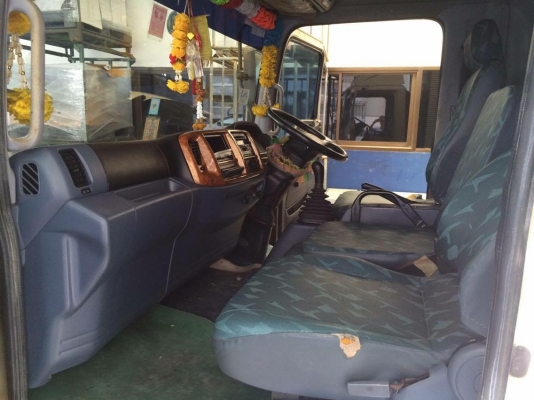 ขาย 6 ล้อ เมก้า FC4J ปี 48 ตู้เปียก ยาว 5.50m.