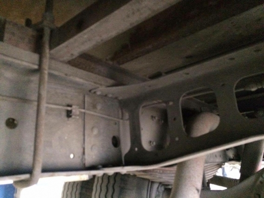 ขาย 6 ล้อ เมก้า FC4J ปี 48 ตู้เปียก ยาว 5.50m.