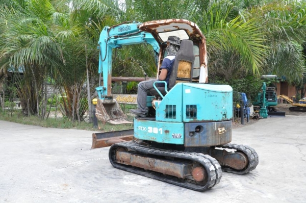 ขายแบคโฮ KUBOTA RX301 คออ่อน แทรคยาง ครบๆ สวยเดิมจากญี่ปุ่น ทำงานสมบูรณ์ทุกระบบ รับรองไม่ผิดหวัง 195,000 เท่านั้น!!