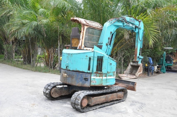 ขายแบคโฮ KUBOTA RX301 คออ่อน แทรคยาง ครบๆ สวยเดิมจากญี่ปุ่น ทำงานสมบูรณ์ทุกระบบ รับรองไม่ผิดหวัง 195,000 เท่านั้น!!