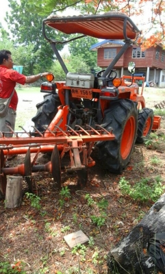 ขายรถแทรคเตอร์ KUBOTA L3408อุปกรณ์ ใบดันหน้าผานหลัง5 เอกสารเล่มทะเบียน สภาพพร้อมลงนา ขายรถแทรคเตอร์ KUBOTA L3408อุปกรณ์ ใบดันหน้าผานหลัง5 เอกสารเล่มทะเบียน สภาพพร้อมลงนา