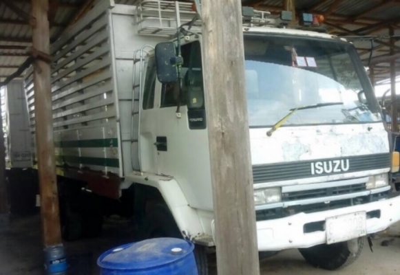 **679,000 บ.ต่อรอง/// 10ล้อ2เพลาดั้ม ISUZU ROCKY 6SA1 (JUMBO 200) เครื่อง/เกียร์ ดี แรง คัสซีใหญ่ สวย กระบะดั้มเหล็กคอกเกษตร ฝาทึบไม้ หัวเก๋งดี พาวเวอร์ ทริฟฟี่ ระบบลาก ครบ ยาง70\% ตามสภาพ พร้อมลุย เอกสารเล่มทะเบียน ครบ **ขาย ISUZU ROCKY-210 HP (จัมโบ้) 10 **679,000 บ.ต่อรอง/// 10ล้อ2เพลาดั้ม ISUZU ROCKY 6SA1 (JUMBO 200) เครื่อง/เกียร์ ดี แรง คัสซีใหญ่ สวย กระบะดั้มเหล็กคอกเกษตร ฝาทึบไม้ หัวเก๋งดี พาวเวอร์ ทริฟฟี่ ระบบลาก ครบ ยาง70\% ตามสภาพ พร้อมลุย เอกสารเล่มทะเบียน ครบ **ขาย ISUZU ROCKY-210 HP (จัมโบ้) 10