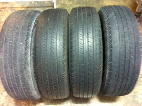 ยางบริสโตน 205/70/15ปี13 ชุด3200บ. รับเอง 3000บ.