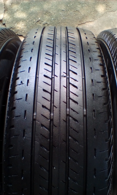 ยางบริสโตน 205/70/15ปี13 ชุด3200บ. รับเอง 3000บ.