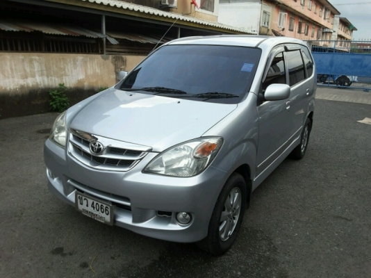 ขายToyota Avanza 1.5E AT LPG ปี07.