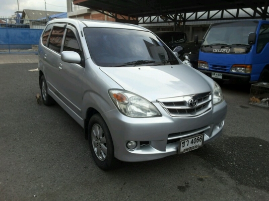 ขายToyota Avanza 1.5E AT LPG ปี07.