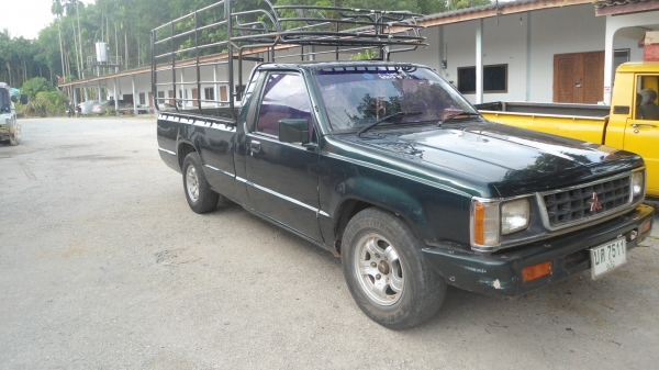ขายมิตรซู L200  สภาพสวยพร้อมใข้ เอกสารครบทะเบียนเต็ม