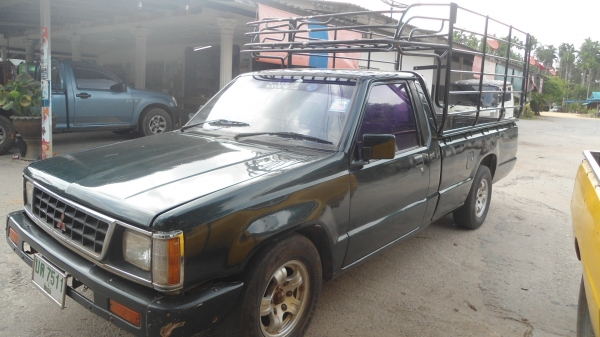 ขายมิตรซู L200  สภาพสวยพร้อมใข้ เอกสารครบทะเบียนเต็ม