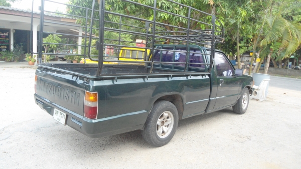 ขายมิตรซู L200  สภาพสวยพร้อมใข้ เอกสารครบทะเบียนเต็ม