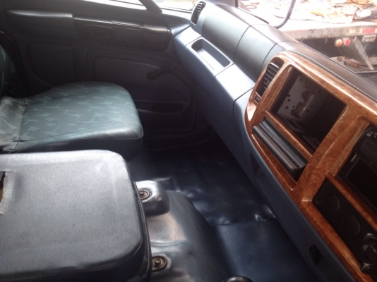 ขายรถสิบล้อหัวลากฮีโน่. 320 แรง FM2P. ปี 51