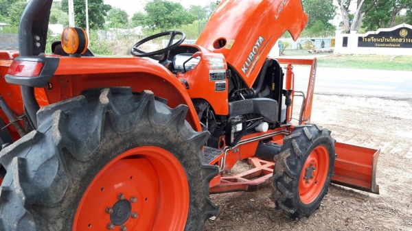ขายคูโบต้า L4708 ดันหน้าและผานพรวน5/24 CMTสภาพพร้อมใช้