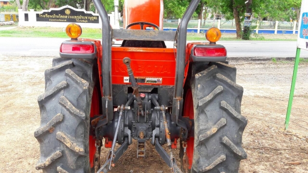 ขายคูโบต้า L4708 ดันหน้าและผานพรวน5/24 CMTสภาพพร้อมใช้