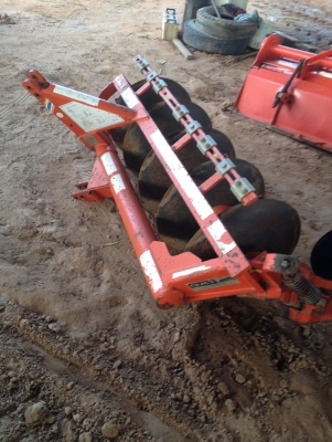 ขายคูโบต้า L4708 ดันหน้าและผานพรวน5/24 CMTสภาพพร้อมใช้