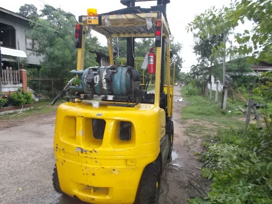 ขายโฟล์คลิฟท์ HYSTER รุ่น H 2.5 TX- EL เสาคู่ สูง 4 เมตร ใช้แก๊ส