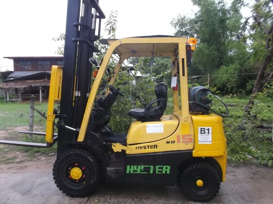 ขายโฟล์คลิฟท์ HYSTER รุ่น H 2.5 TX- EL เสาคู่ สูง 4 เมตร ใช้แก๊ส