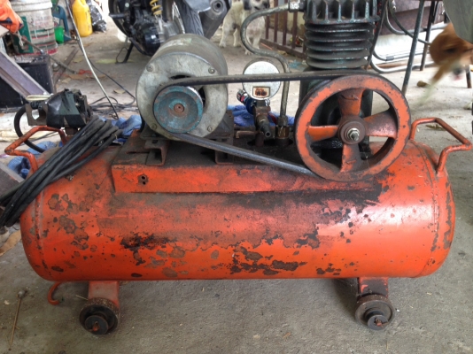 ขายปั๊มลม 36 ลิตร มอเตอร์ 1/4 แรง