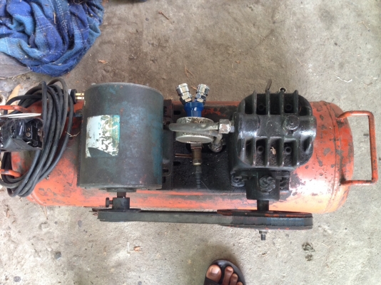 ขายปั๊มลม 36 ลิตร มอเตอร์ 1/4 แรง