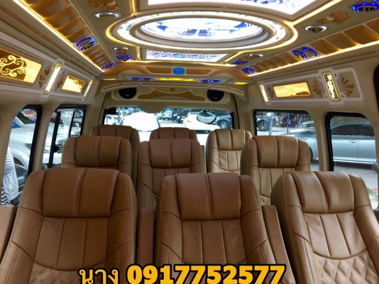 ขายรถตู้ดีเซล 2.5ปี13เกียMT สีขาวแต่งวีไอพีเบาะสามแถว แอร์บัสท์ โทร 087775887 นาง ขายรถตู้ดีเซล 2.5ปี13เกียMT สีขาวแต่งวีไอพีเบาะสามแถว แอร์บัสท์ โทร 087775887 นาง