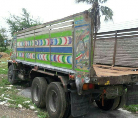 สิบล้อ อีซูชุ ร็อคกี่ FVM12M175สโลส 2เพาใหญ่ สภาพดีสวยพร้อมใช้งาน ทะเบียนพร้อมโอน