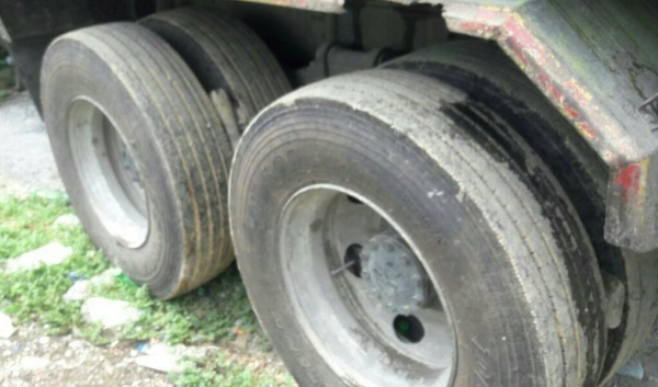 สิบล้อ อีซูชุ ร็อคกี่ FVM12M175สโลส 2เพาใหญ่ สภาพดีสวยพร้อมใช้งาน ทะเบียนพร้อมโอน