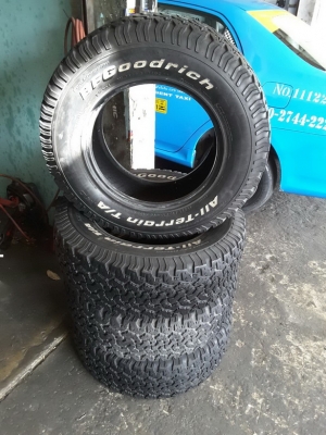 BF All USA. 265/70/17 ปี13 สภาพสวยๆ 1ชุด