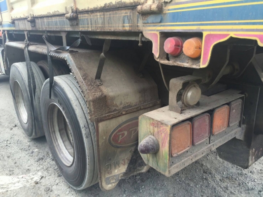 22ล้อแม่ลูก..360แรง ปี53 ดั้มคอกเกษตร..รถสวย.