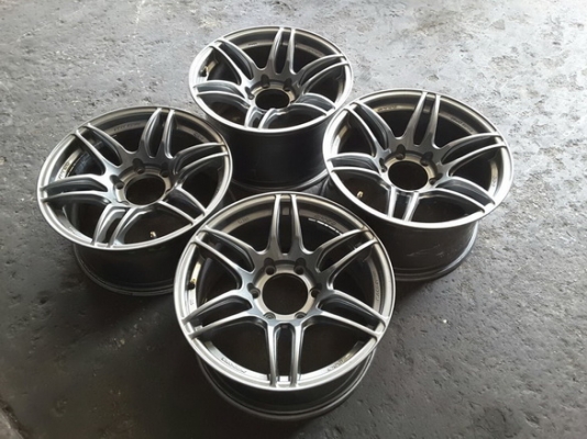 Max ลาย MR2 ขอบ 17 ET+20 สภาพใหม่ สวยๆ 1ชุด