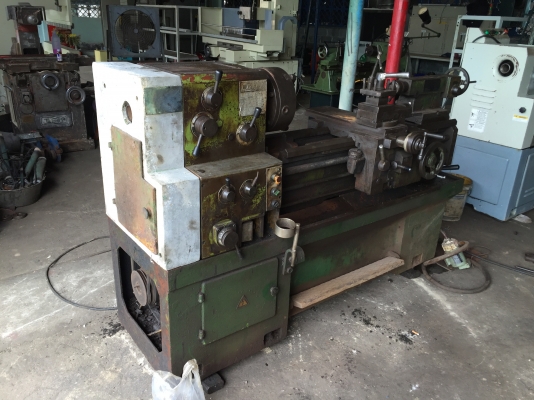 ขายกลึง5ฟุตครึ่ง3เพลามีเบรคใต้หวันจี๋2สปีดอุปกรณ์ครบราคาแจ๋วๆครับ