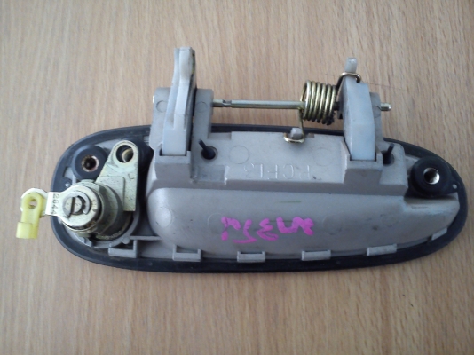 มือเปิดประตูหน้า ข้างซ้าย TOYOTA AE100 AE101 หรือ สามห่วง มาริโน่