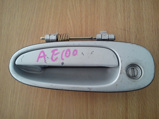 มือเปิดประตูหน้า ข้างซ้าย TOYOTA AE100 AE101 หรือ สามห่วง มาริโน่