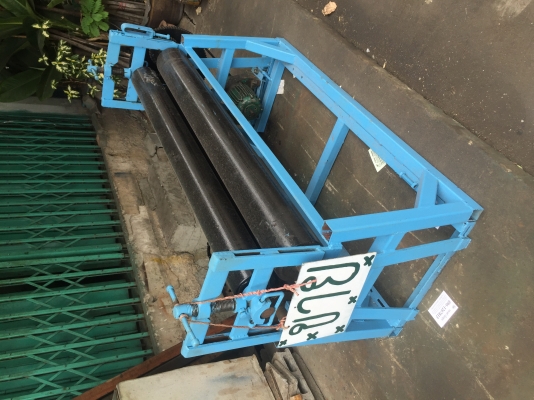 ขายเครื่องม้วนเหล็ก5ฟุตม้วนได้3-4มิลราคาแจ๋วเลยพร้อมมอเตอร์